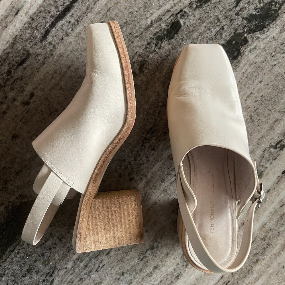 Intentionally Blank Size 10 Style - Honcho in Bone leather